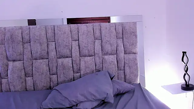 LunaQueen16's cam snapshot