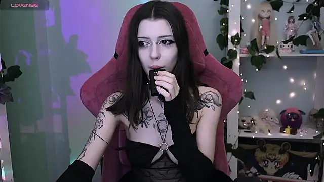 prettybones's cam snapshot