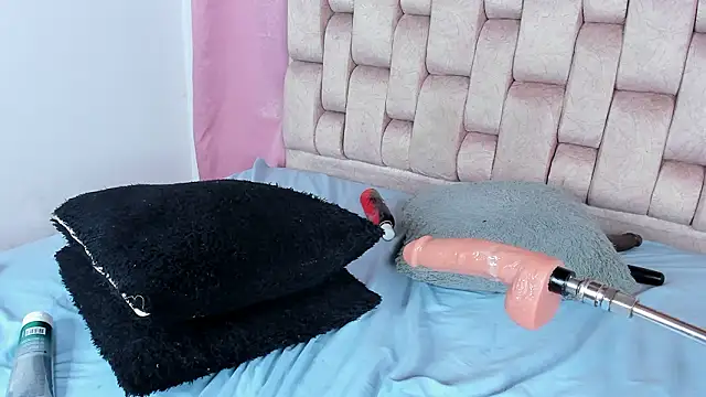 Emma_Evelyn's cam snapshot