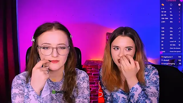 luna_berryy's cam snapshot