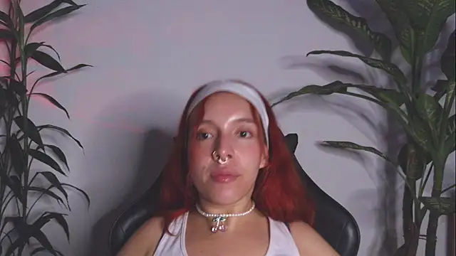 bri_von_dhara__'s cam snapshot