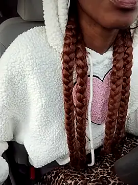 Jasmine_FullsShine's cam snapshot