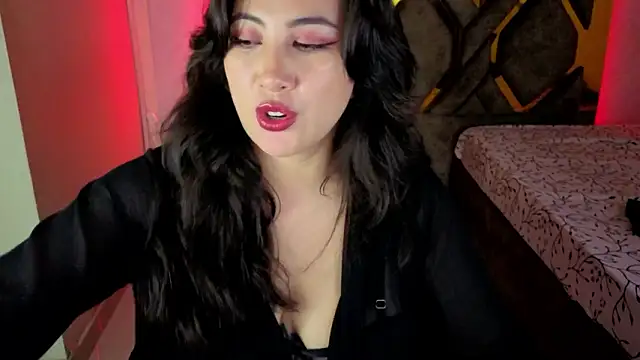 Luvienne's cam snapshot