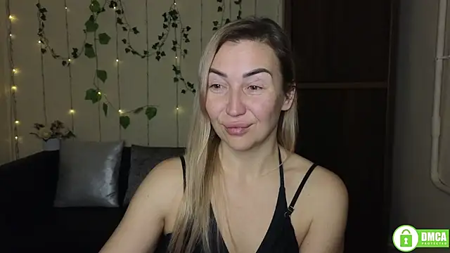 Kiss_julli88I's cam snapshot