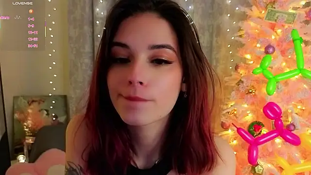 LunaraRada live sex cam