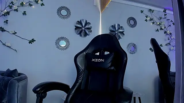 Jessy_Adams25's cam snapshot