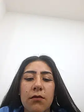 CAROLINE__07's cam snapshot