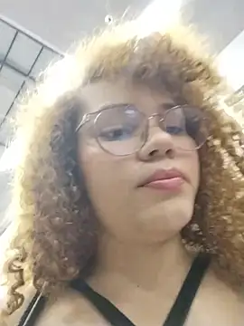 SirenRouge_69's cam snapshot