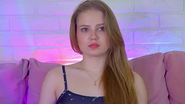 SelinSwarovski's cam snapshot