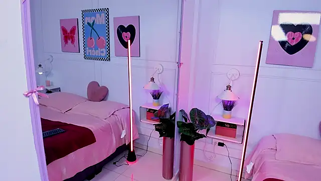 Maddie_Rosee's cam snapshot