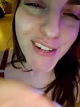 BelleFelicitas live sex cam