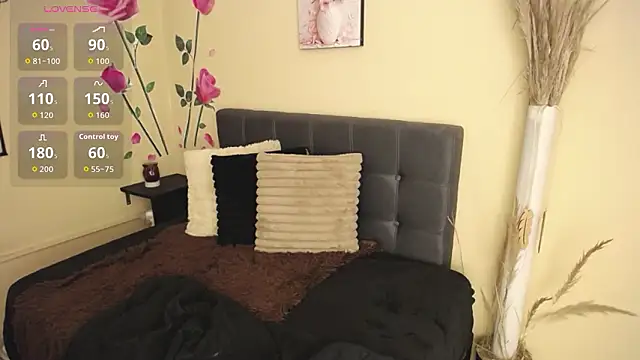 BrendaRojas_'s cam snapshot