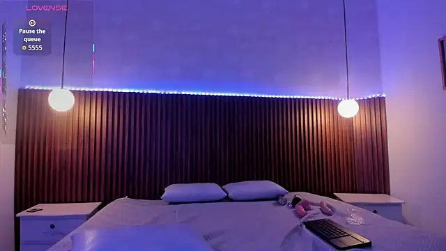 Foxy_Kylie's cam snapshot