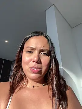 Luxee-'s cam snapshot