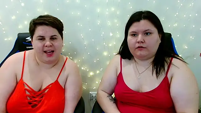 BeckyAndHellen live sex cam