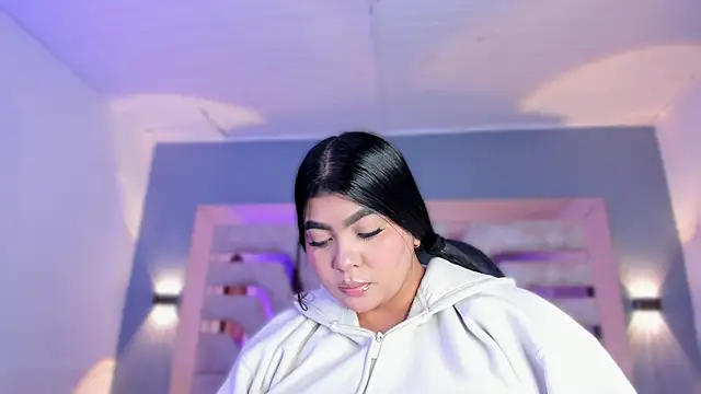 BellaBoobs_'s cam snapshot