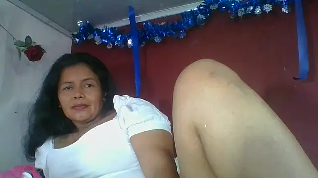 DianaOchoa_'s cam snapshot