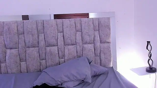 LunaQueen16's cam snapshot