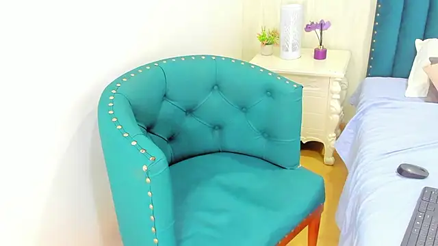 alicia_bond's cam snapshot