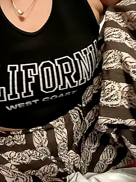 ShamaParvin's cam snapshot