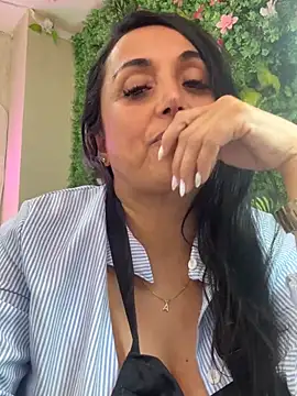 hotadhara01's cam snapshot