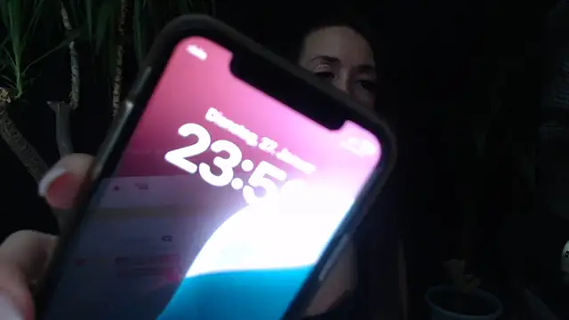 lola_sky@xh's cam snapshot