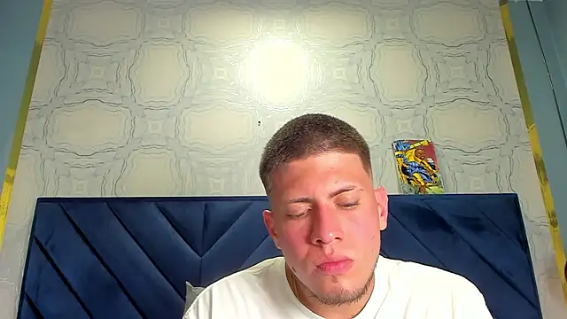 SebastianMaximoff live sex cam