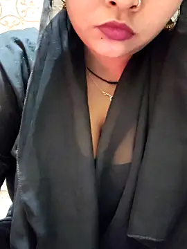 Indian-Nazia's cam snapshot