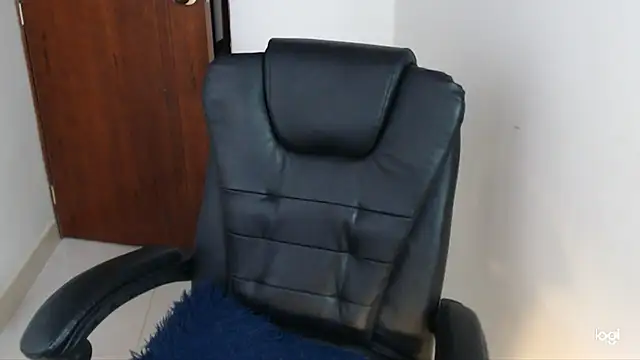 spicey_latina's cam snapshot