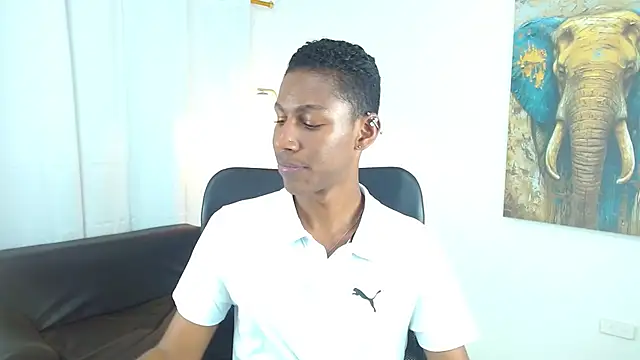 maiki18_'s cam snapshot