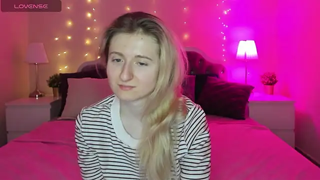 CamillaDreamer's cam snapshot