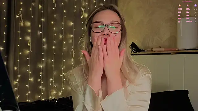 Nancy_Sensual's cam snapshot