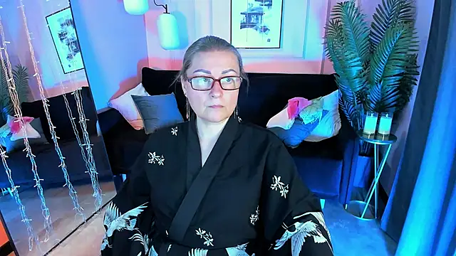 AlexandraKind's cam snapshot