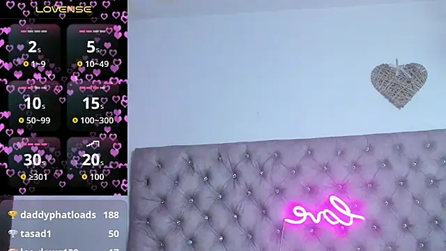 Georgina_Ferri_'s cam snapshot