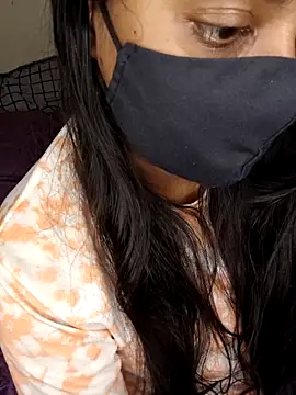 Telugu_sweet_couple_345's cam snapshot