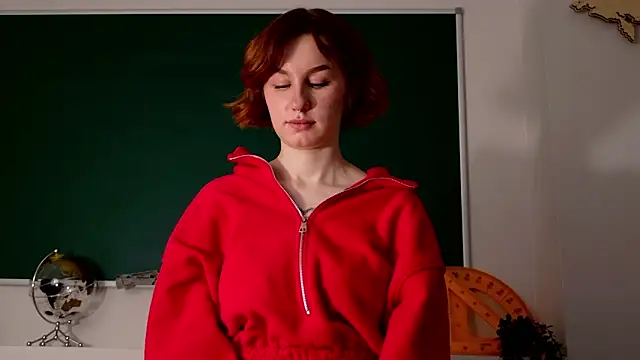 ClaireMathis's cam snapshot