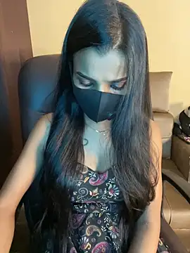 its_ur_flora's cam snapshot