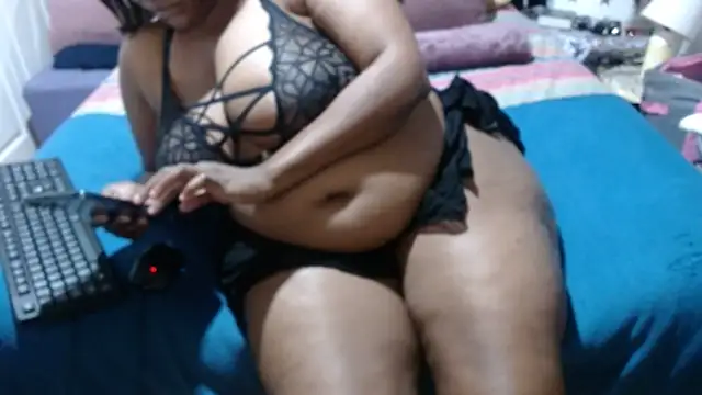 BUSTYDEE's cam snapshot