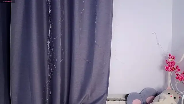 springloveee's cam snapshot