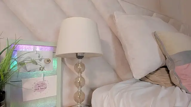 _emily__st's cam snapshot