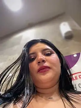 horny_roomiess live sex cam