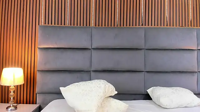 Sophie_Calloway's cam snapshot