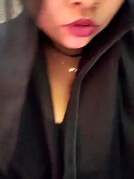 Indian-Nazia's cam snapshot