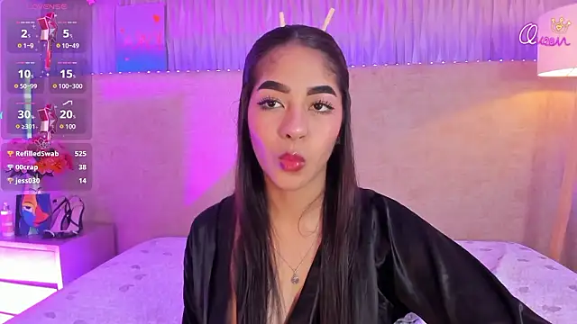 _kyraa_'s cam snapshot