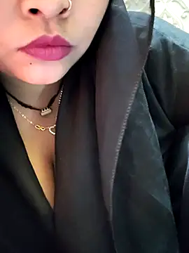 Indian-Nazia's cam snapshot