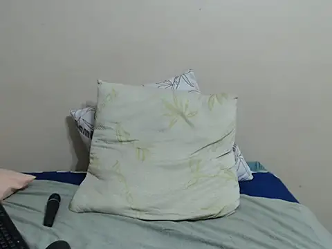 SexyLipss_'s cam snapshot