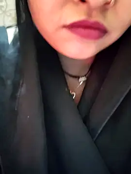 Indian-Nazia live sex cam