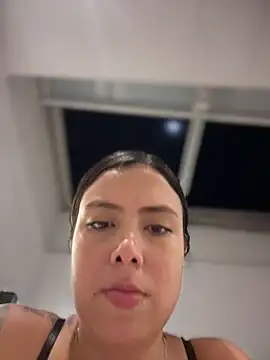 Luxee-'s cam snapshot