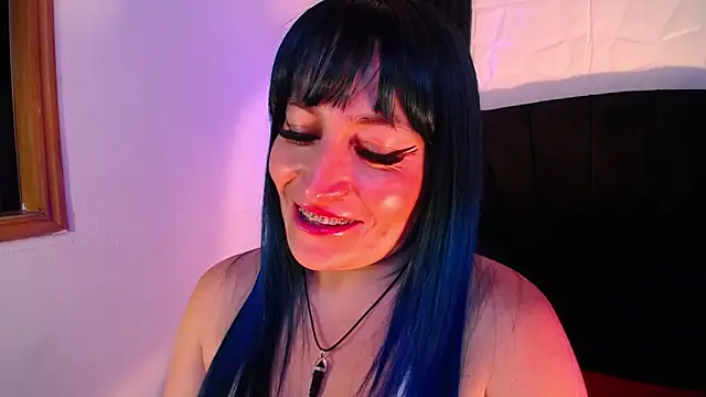 alicia_moom's cam snapshot