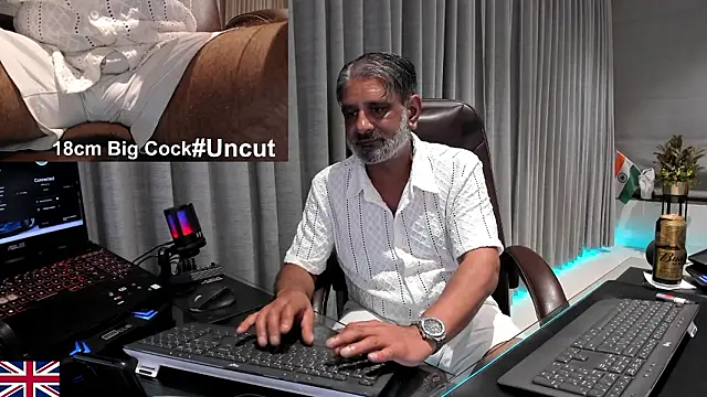 OnlineBossUK live sex cam